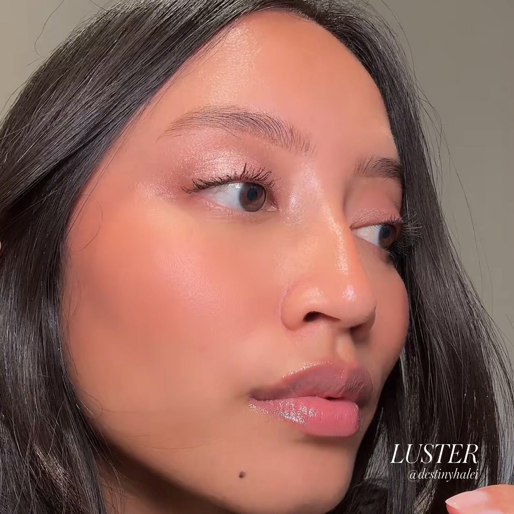 816248028665_Eyelights-PPAGE-Luster-Model2_1